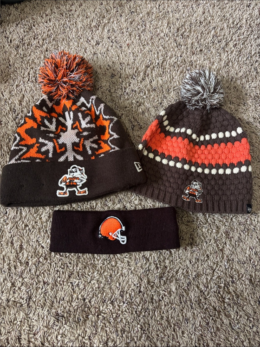 Cleveland Browns 2 Pom Beanies & Headband